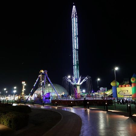 שארג'ה Al Corniche Hotel מראה חיצוני תמונה