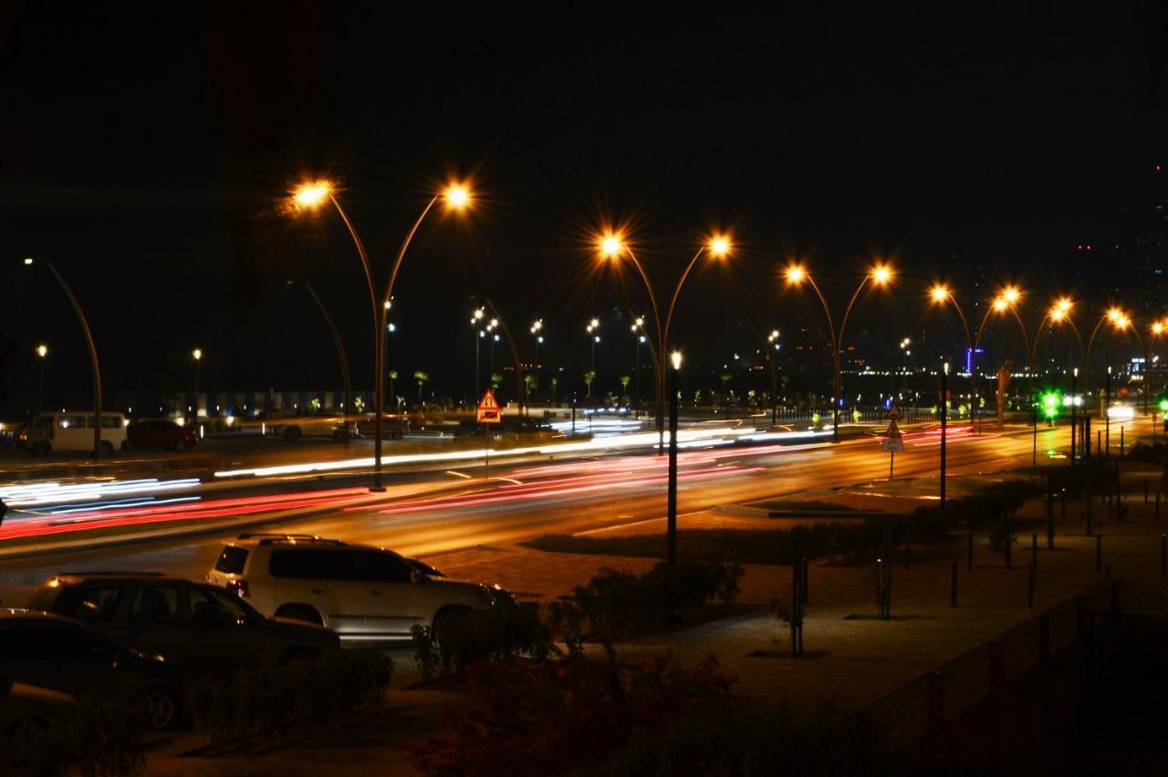 שארג'ה Al Corniche Hotel מראה חיצוני תמונה