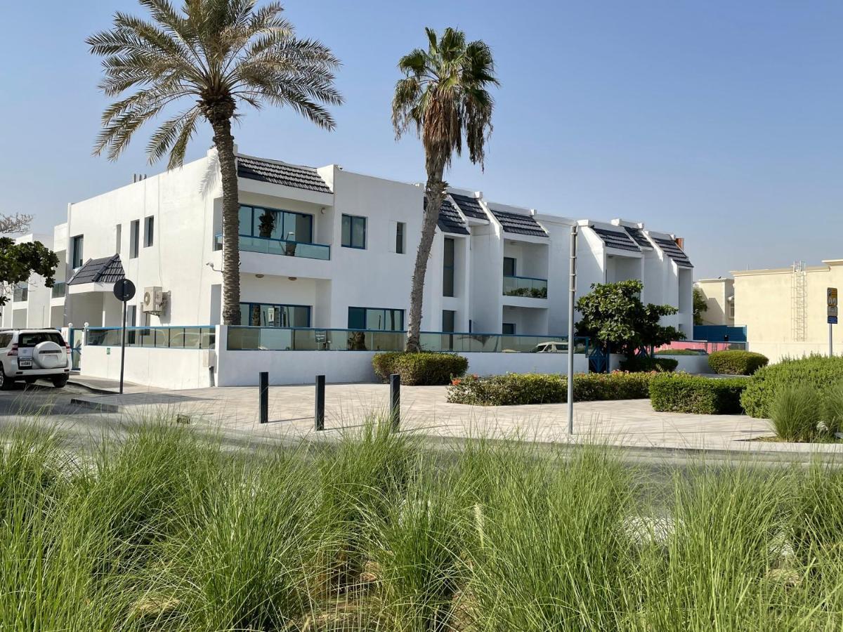 שארג'ה Al Corniche Hotel מראה חיצוני תמונה