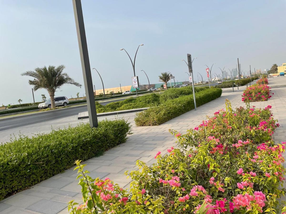 שארג'ה Al Corniche Hotel מראה חיצוני תמונה