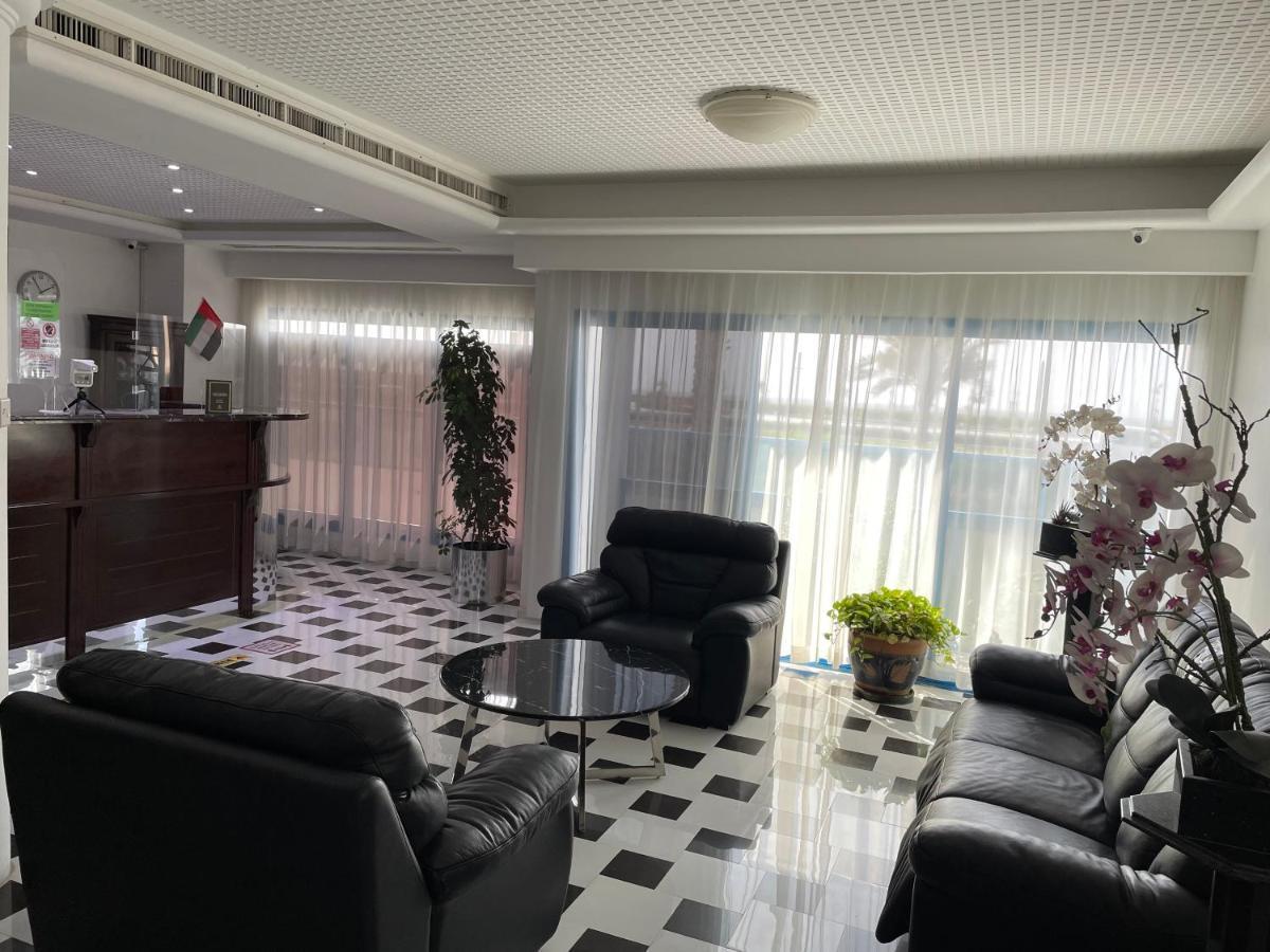 שארג'ה Al Corniche Hotel מראה חיצוני תמונה