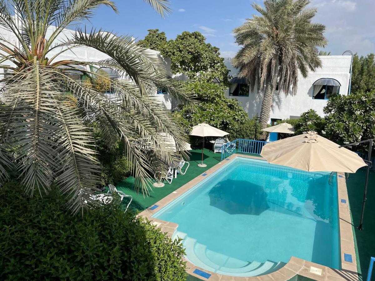 שארג'ה Al Corniche Hotel מראה חיצוני תמונה