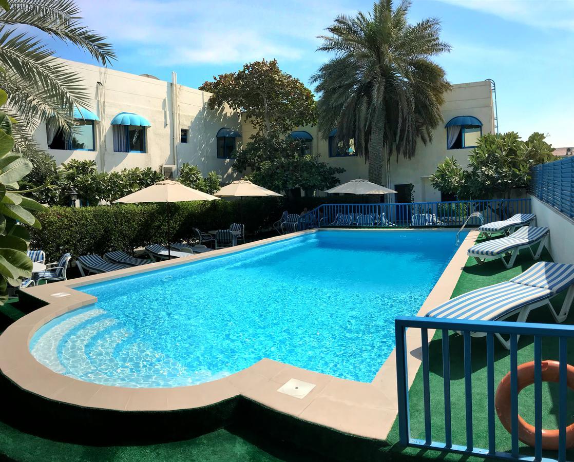 שארג'ה Al Corniche Hotel מראה חיצוני תמונה
