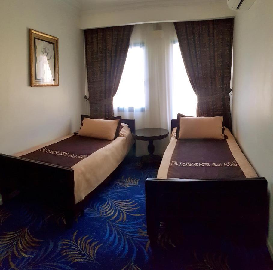 שארג'ה Al Corniche Hotel מראה חיצוני תמונה