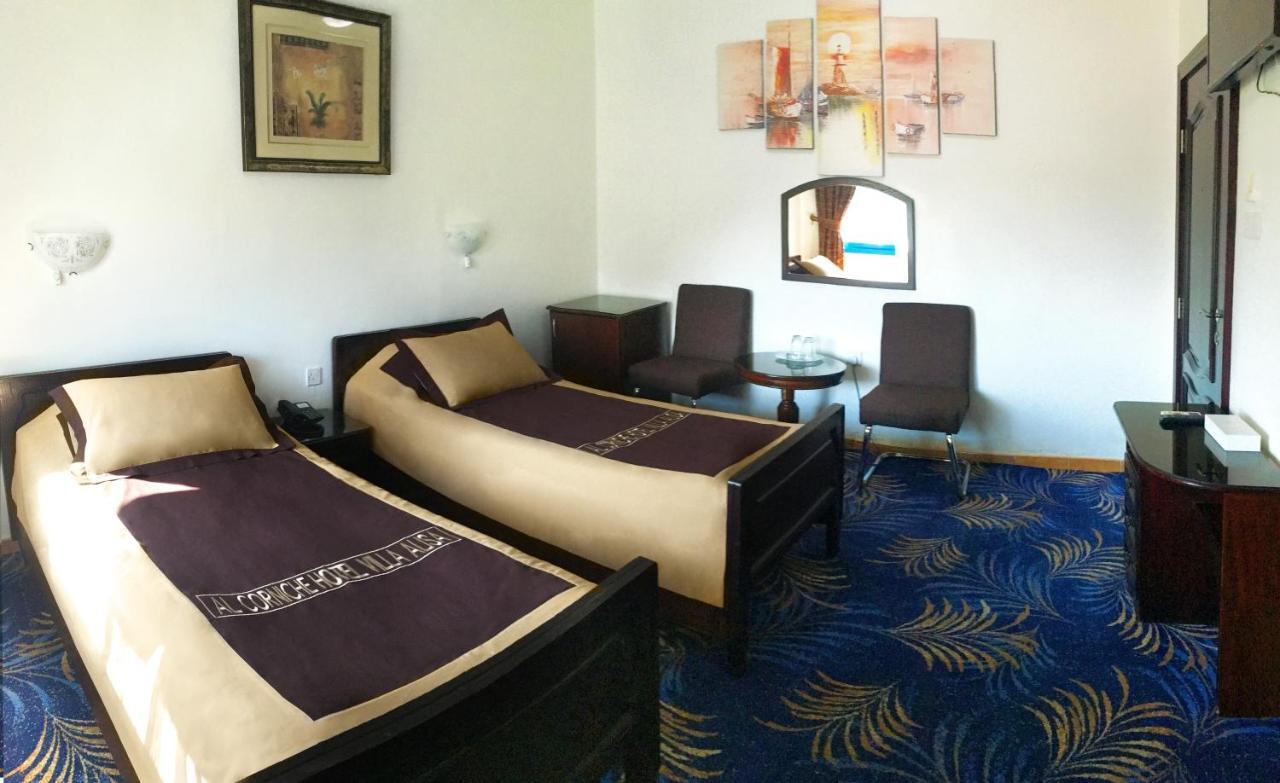 שארג'ה Al Corniche Hotel מראה חיצוני תמונה